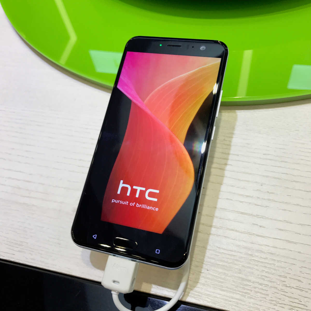 HTC U11 - 1