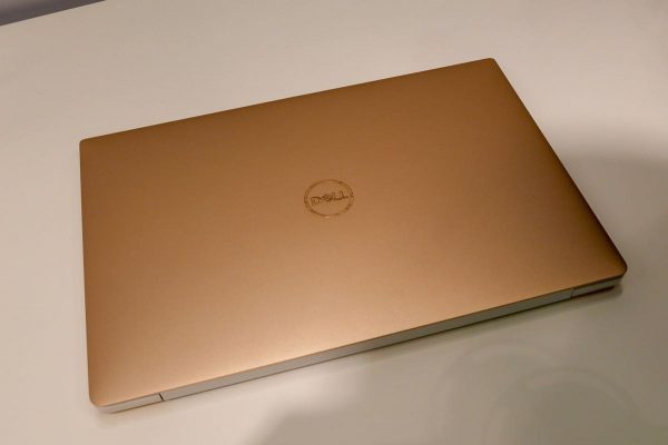 DELL XPS 13（2018）