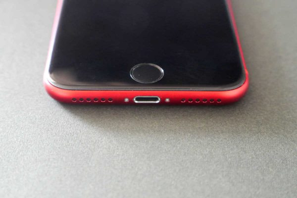 iPhone 8 (PRODUCT)RED - 7